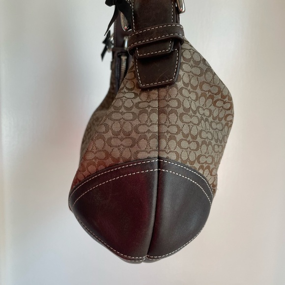 SOLD Y2k Coach Brown Signature Hobo Bag - Picture 3 of 6